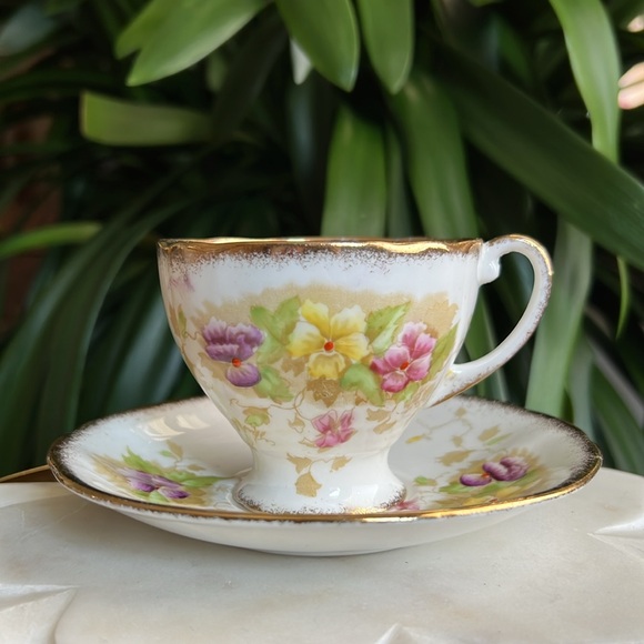 Vintage Royal Standard Charmaine Teacup + Saucer Set Bone China Made in England - Picture 3 of 15